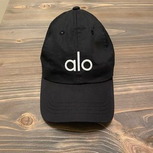 COPY - Alo yoga “off duty” baseball hat